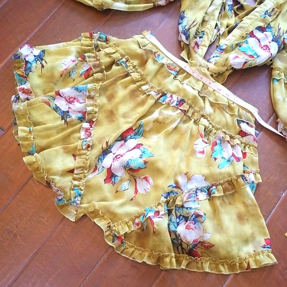 Luxxel Elegant Floral Print V Neck Longsleeve Cut Out Ruffle Mini Dress - Picture 5 of 16